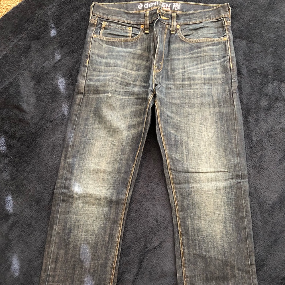 Denizen 232 Jeans
